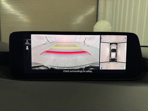 Used 2024 MAZDA MAZDA3 Hatchback w/Premium Plus Pkg image 17