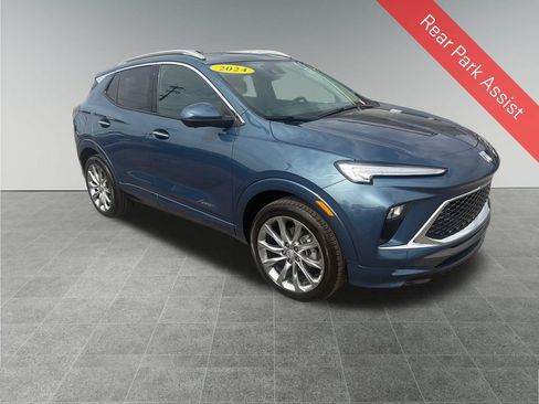 Used 2024 Buick Encore GX Avenir w/ Avenir Technology Package AWD/4WD image 9