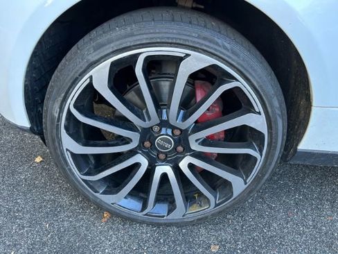 Used 2016 Land Rover Range Rover HSE image 42