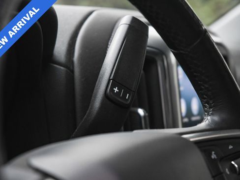 Used 2020 Chevrolet Silverado 1500 LT w/ All-Star Edition image 39