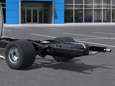 New 2026 Chevrolet Express 4500 Base w/ Power Convenience Package image 18