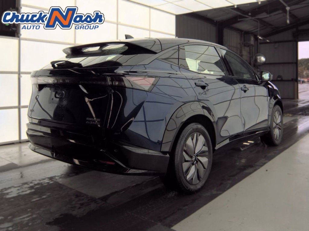 Used 2024 Nissan Ariya AWD image 2