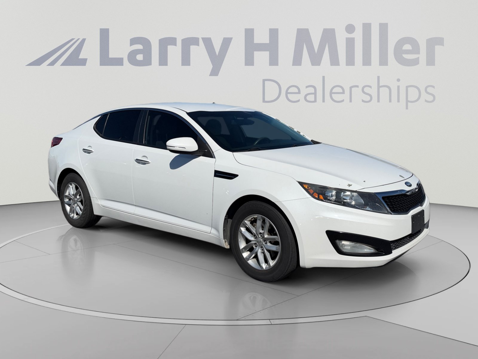Used 2013 Kia Optima LX FWD image 7