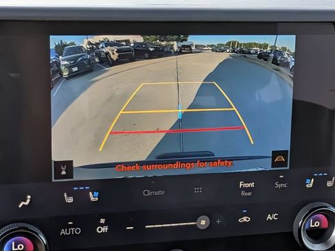 Used 2025 Lexus GX 550 w/ Accessory Package (2T) AWD/4WD image 18