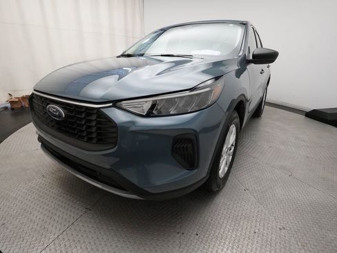 Used 2023 Ford Escape Active AWD/4WD image 12
