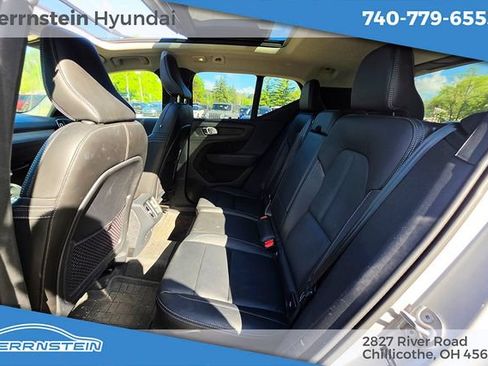 Used 2024 Volvo XC40 B5 Plus w/ Climate Package AWD/4WD image 25