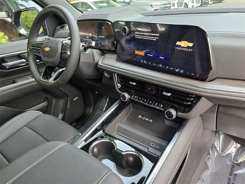 New 2026 Chevrolet Blazer EV LT image 10