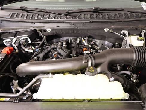 New 2026 Lincoln Navigator Premiere image 20