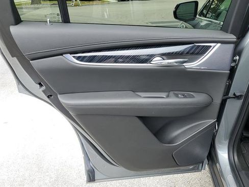 Certified 2023 Cadillac XT6 Premium Luxury w/ Technology Package image 34