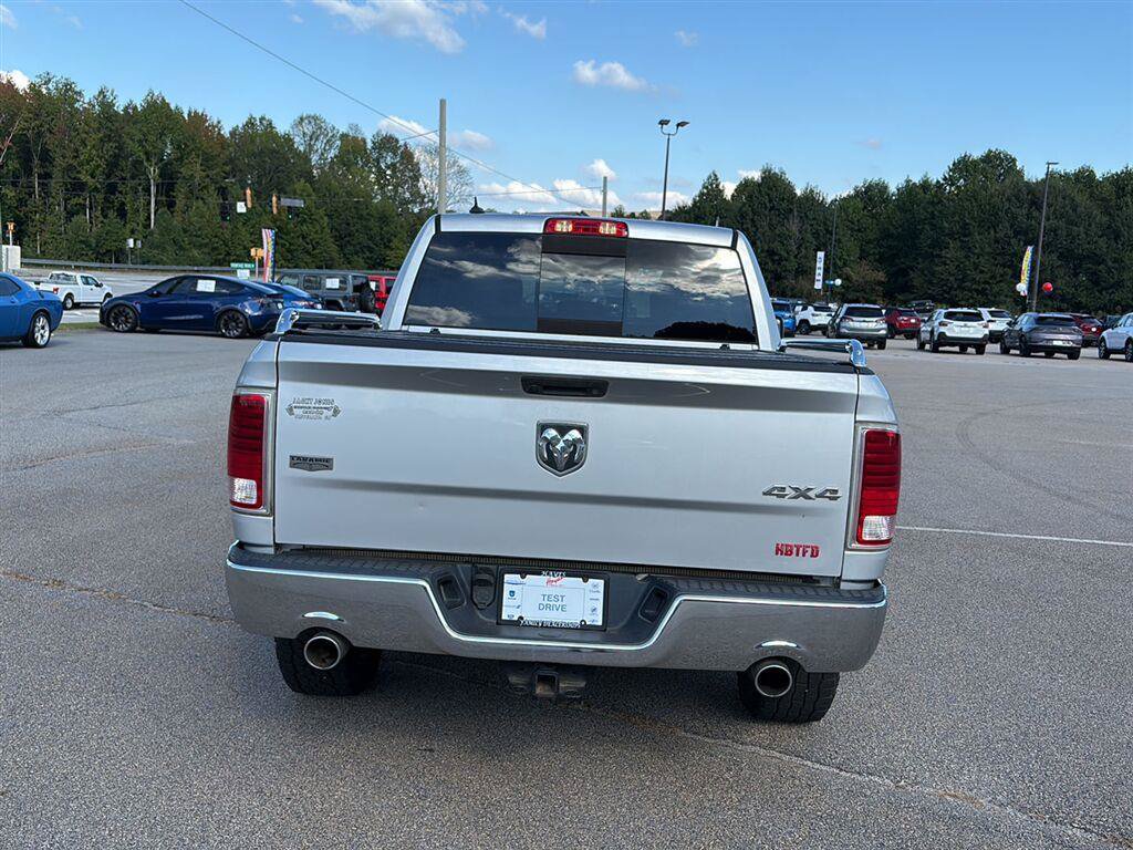 Used 2017 RAM 1500 Laramie w/ Convenience Group AWD/4WD image 4
