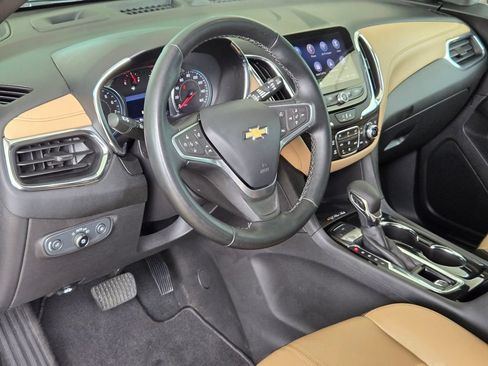 Used 2023 Chevrolet Equinox Premier AWD/4WD image 10