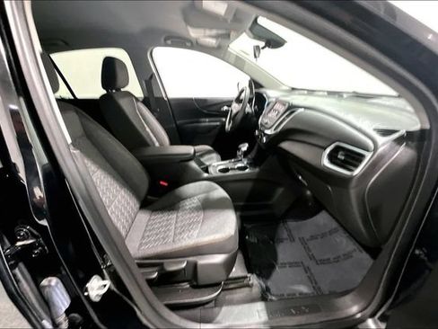 Used 2023 Chevrolet Equinox LT FWD image 33