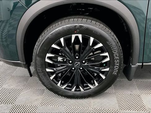 New 2026 Nissan Rogue Dark Armor AWD/4WD image 12