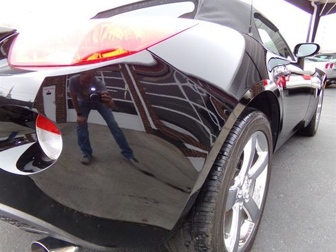 Used 2007 Pontiac Solstice Convertible w/ Premium Package image 14