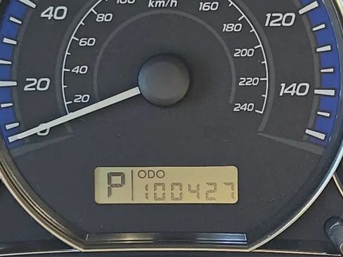 Used 2011 Subaru Forester 2.5X Premium image 4