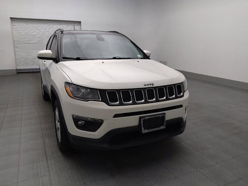 Used 2018 Jeep Compass Latitude w/ Popular Equipment Group AWD/4WD image 14