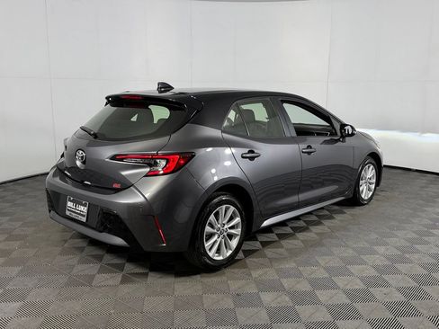 Used 2025 Toyota Corolla SE w/ SE Package FWD image 7