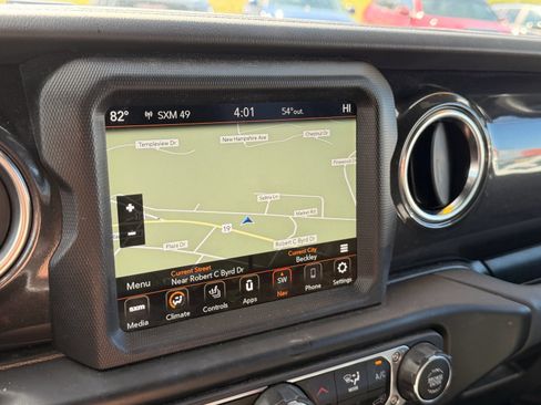 Used 2021 Jeep Wrangler Unlimited Sahara image 20