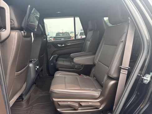 Certified 2021 GMC Yukon Denali w/ Denali Premium Package AWD/4WD image 9