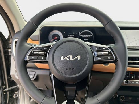 New 2026 Kia Seltos EX FWD image 26