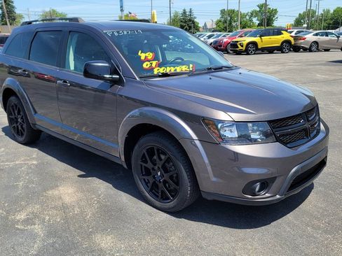Used 2019 Dodge Journey GT w/ Blacktop Package AWD/4WD image 16
