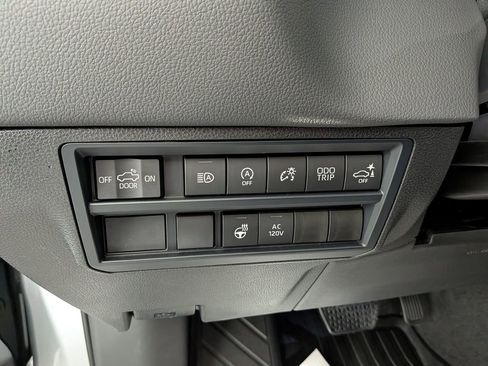 Used 2025 Toyota Tundra Limited image 20