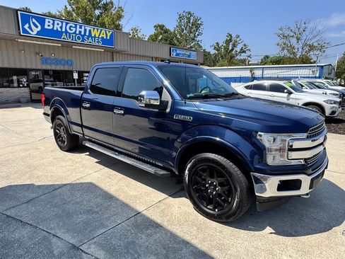 Used 2018 Ford F150 Lariat w/ Equipment Group 502A Luxury AWD/4WD image 4