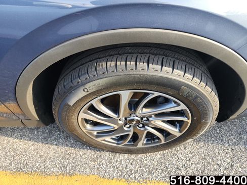 Used 2022 Lincoln Corsair AWD w/ Equipment Group 101A image 7