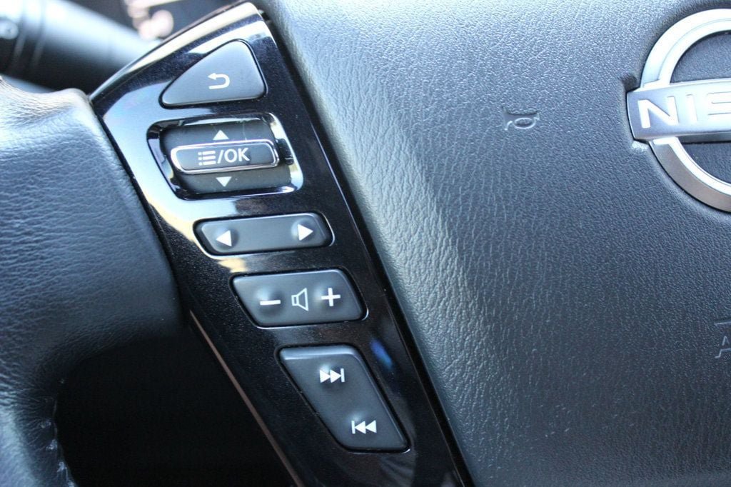 Used 2022 Nissan Armada SL w/ Midnight Edition Package RWD image 14