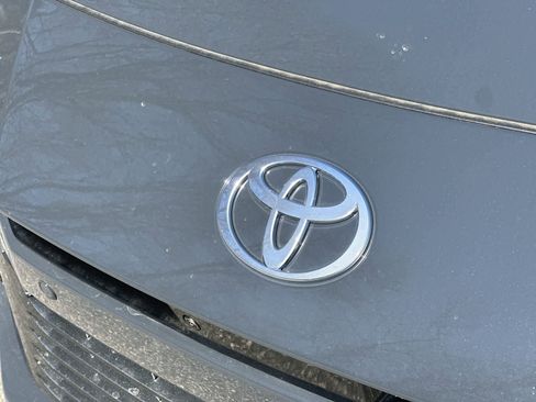 New 2026 Toyota Camry XLE AWD/4WD image 12