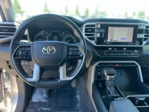 Used 2022 Toyota Tundra SR5 w/ SR5 Premium Package RWD image 14