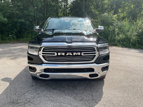 Used 2024 RAM 1500 Laramie AWD/4WD image 2