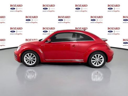Used 2018 Volkswagen Beetle 2.0T SE FWD image 5