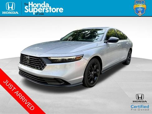 Certified 2025 Honda Accord SE image 1