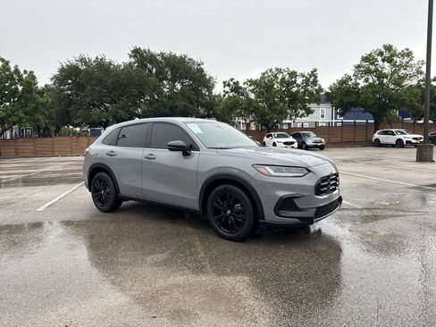 Used 2026 Honda HR-V Sport image 1