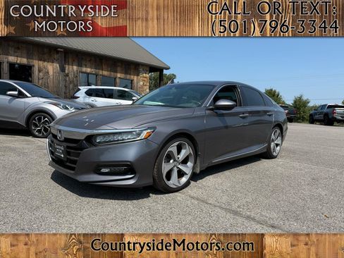 Used 2018 Honda Accord Touring image 1