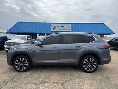 Used 2021 Volkswagen Atlas SEL Premium image 8