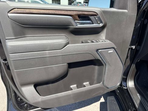 New 2026 GMC Sierra 1500 Elevation w/ Elevation Premium Package AWD/4WD image 14