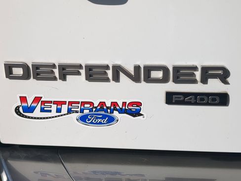 Used 2022 Land Rover Defender 110 SE image 39