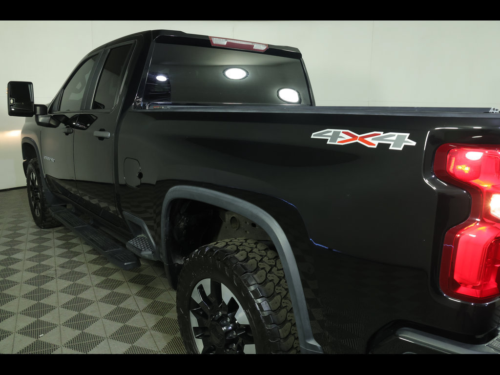 Used 2020 Chevrolet Silverado 2500 Custom w/ Custom Value Package AWD/4WD image 17