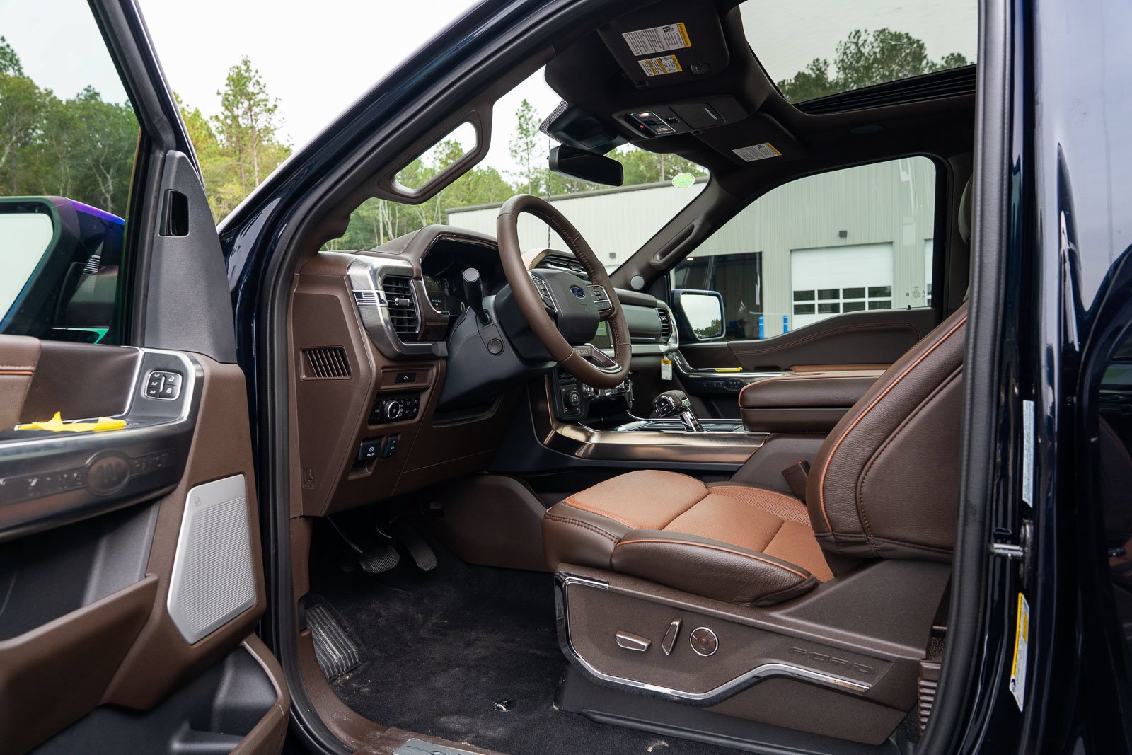 New 2026 Ford F150 King Ranch w/ Equipment Group 601A High AWD/4WD image 15