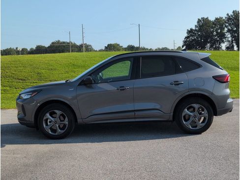 Used 2024 Ford Escape ST-Line w/ Tech Pack #1 image 2