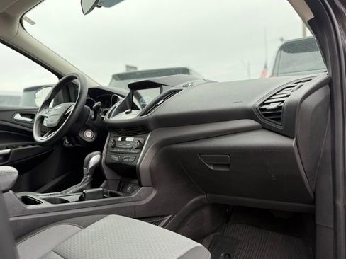Used 2018 Ford Escape SE w/ SE SYNC Package image 20