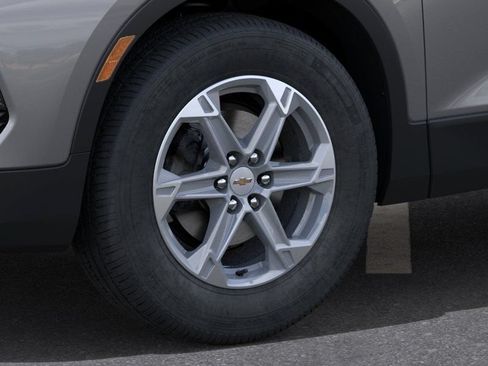 New 2026 Chevrolet Blazer LT w/ Convenience Package FWD image 9