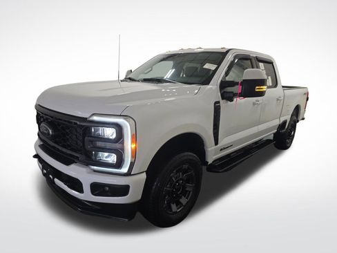 Used 2023 Ford F250 Lariat w/ Sport Appearance Package AWD/4WD image 1