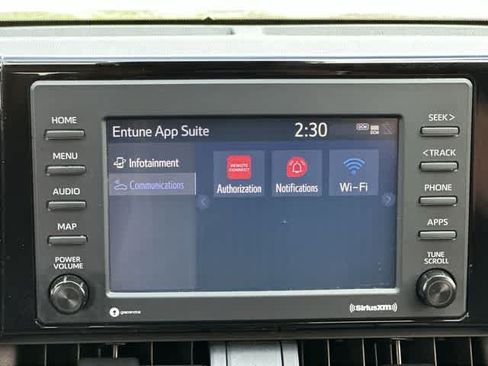 Used 2020 Toyota RAV4 LE FWD image 11