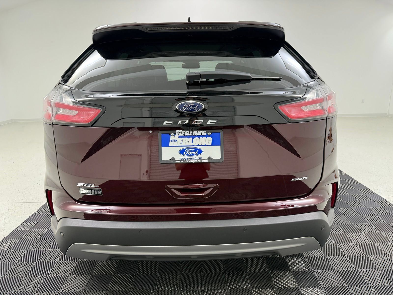 Used 2024 Ford Edge SEL w/ Convenience Package AWD/4WD image 7