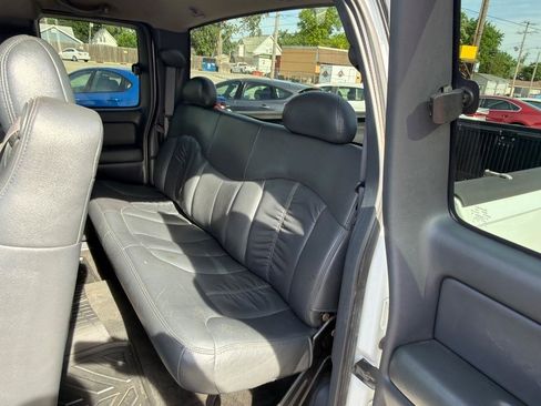 Used 2000 Chevrolet Silverado 1500 LT RWD image 11