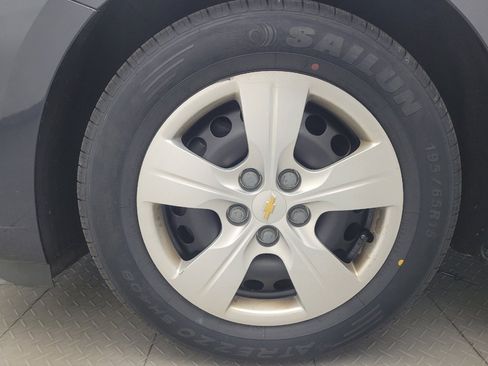 Used 2016 Chevrolet Cruze LS FWD image 31