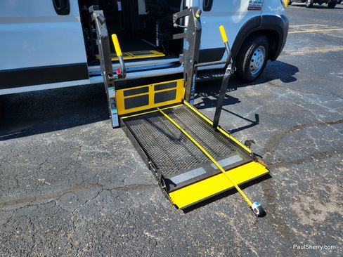 Used 2021 RAM ProMaster 3500 w/ Premium Appearance Group FWD image 9